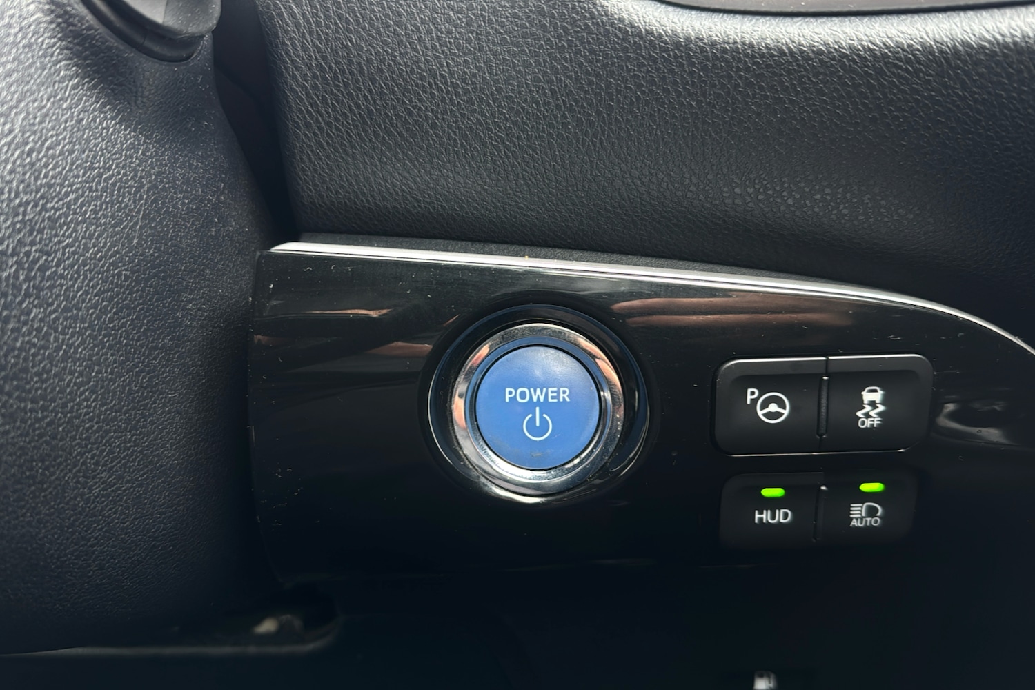 Used Toyota Prius 2016 for sale - 77815238: Photo 22