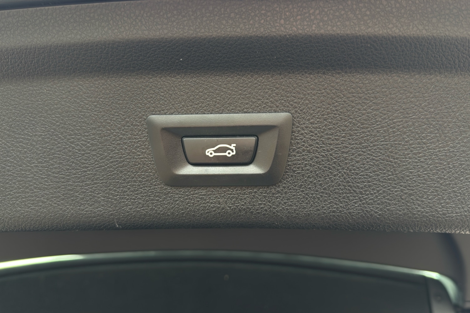 Used BMW 3 Series 2015 for sale - 77113985: Photo 24