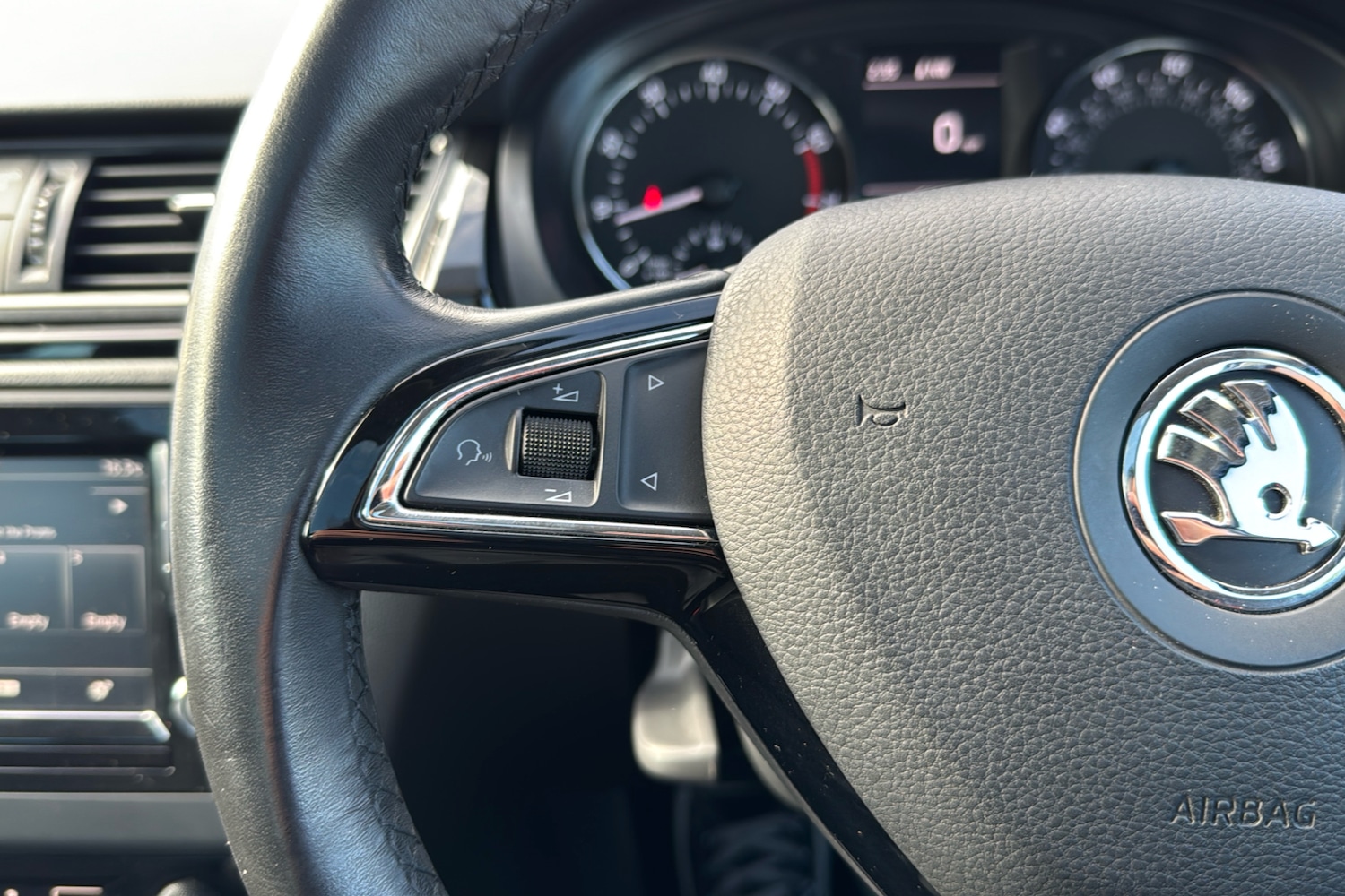 Used Skoda Rapid Spaceback 2017 for sale - 75816594: Photo 17