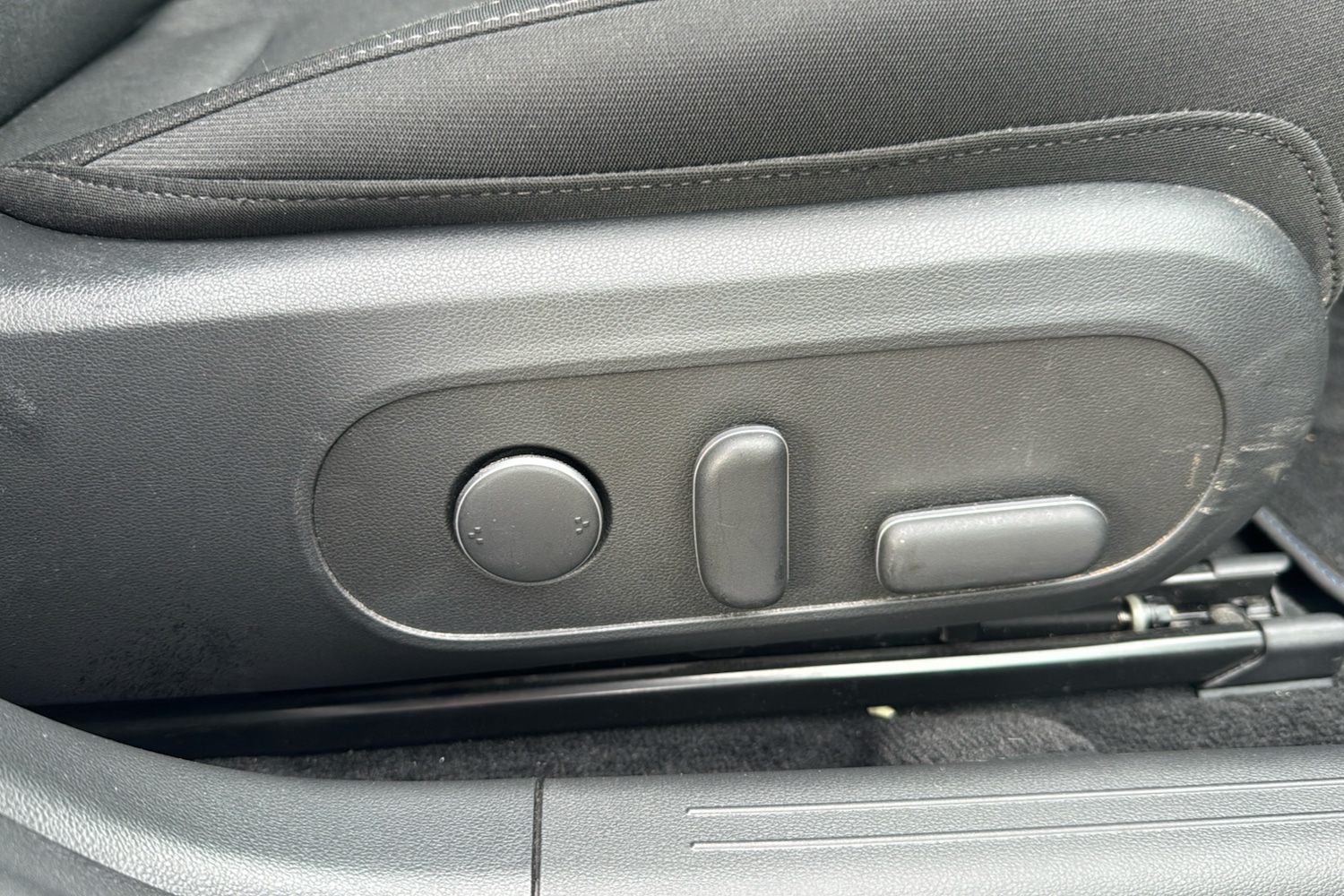 Used Hyundai IONIQ 6 2023 for sale - 76516050: Photo 46