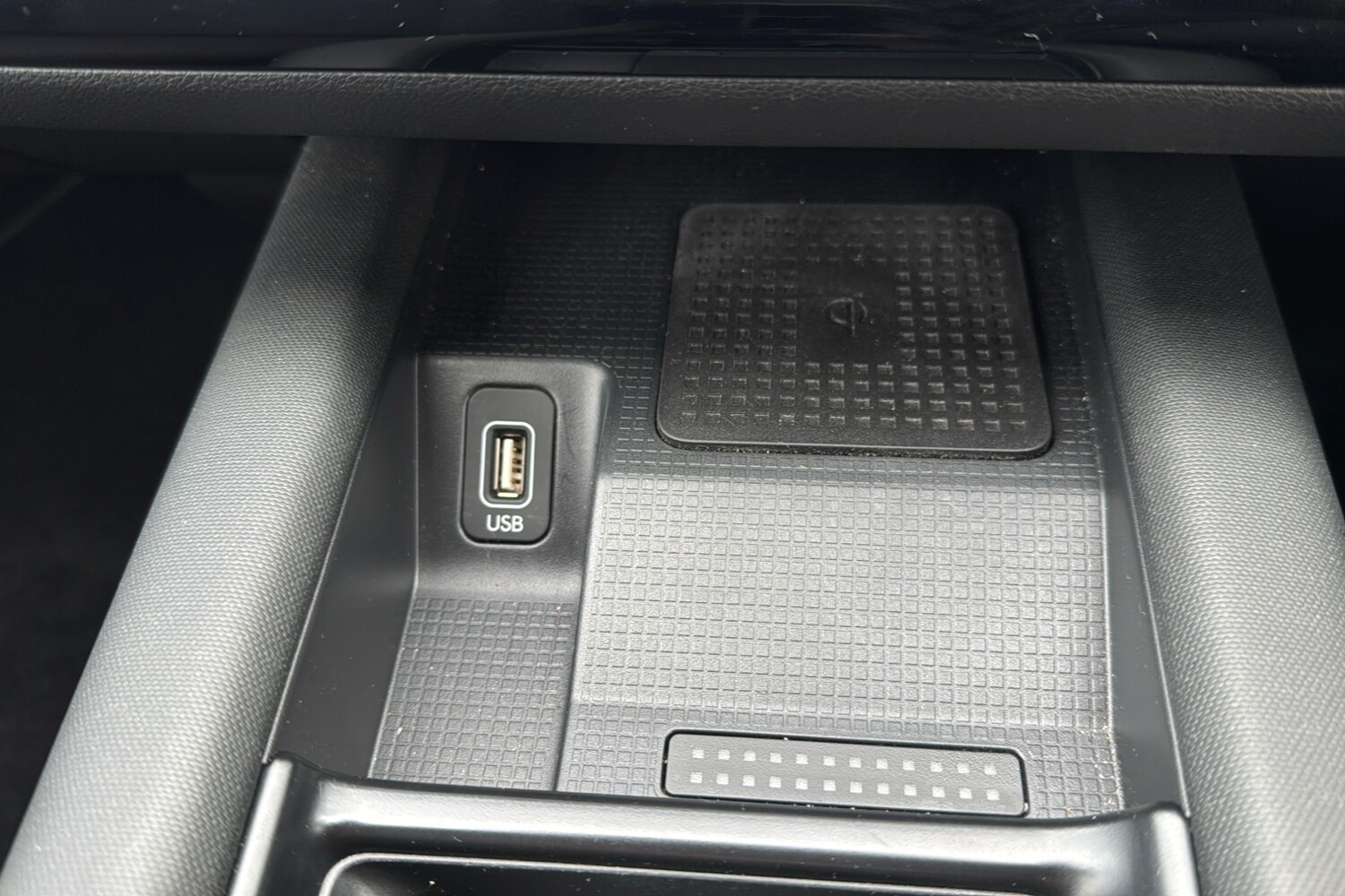 Used Hyundai IONIQ 6 2023 for sale - 76516050: Photo 48