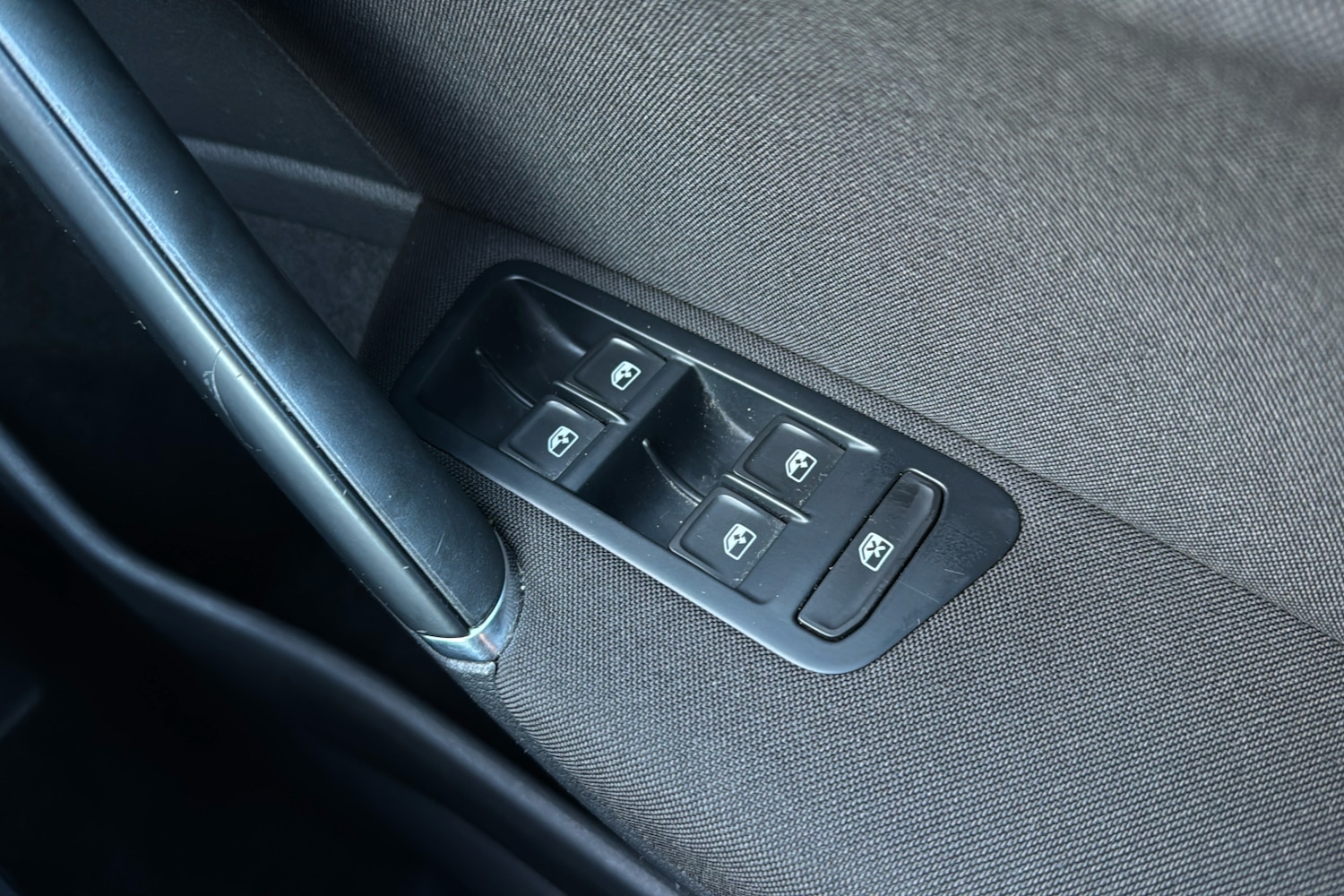 Used Volkswagen Golf 2016 for sale - 77113989: Photo 22