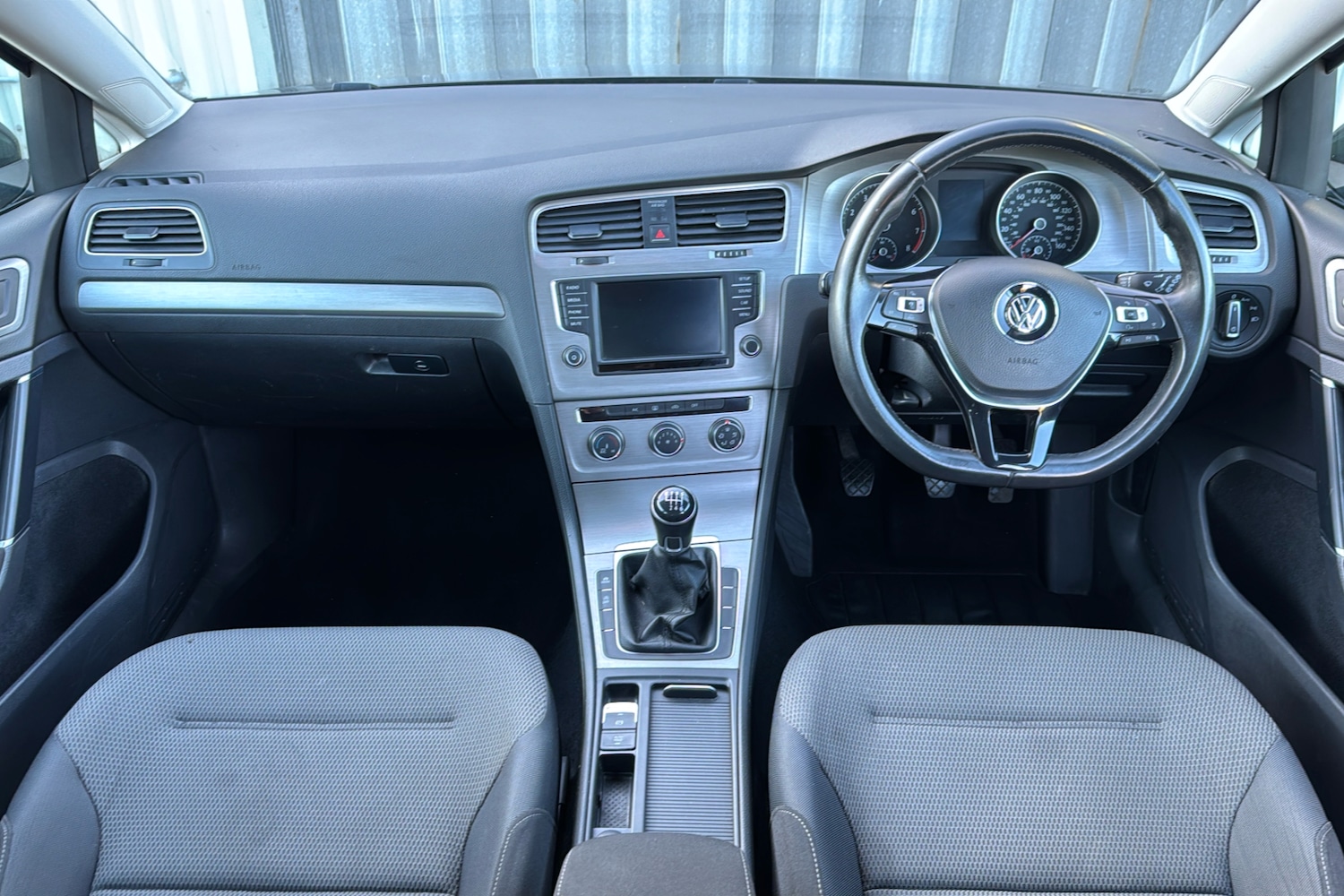 Used Volkswagen Golf 2016 for sale - 77113989: Photo 9