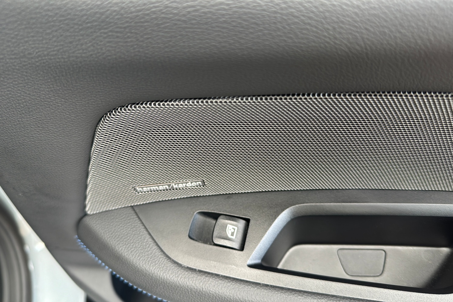 Used BMW i4 2024 for sale - 76757326: Photo 37