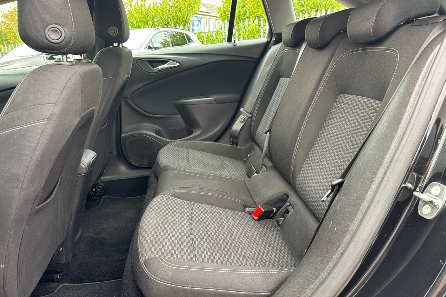 Used Vauxhall Astra 2017 for sale - 76087695: Photo 12