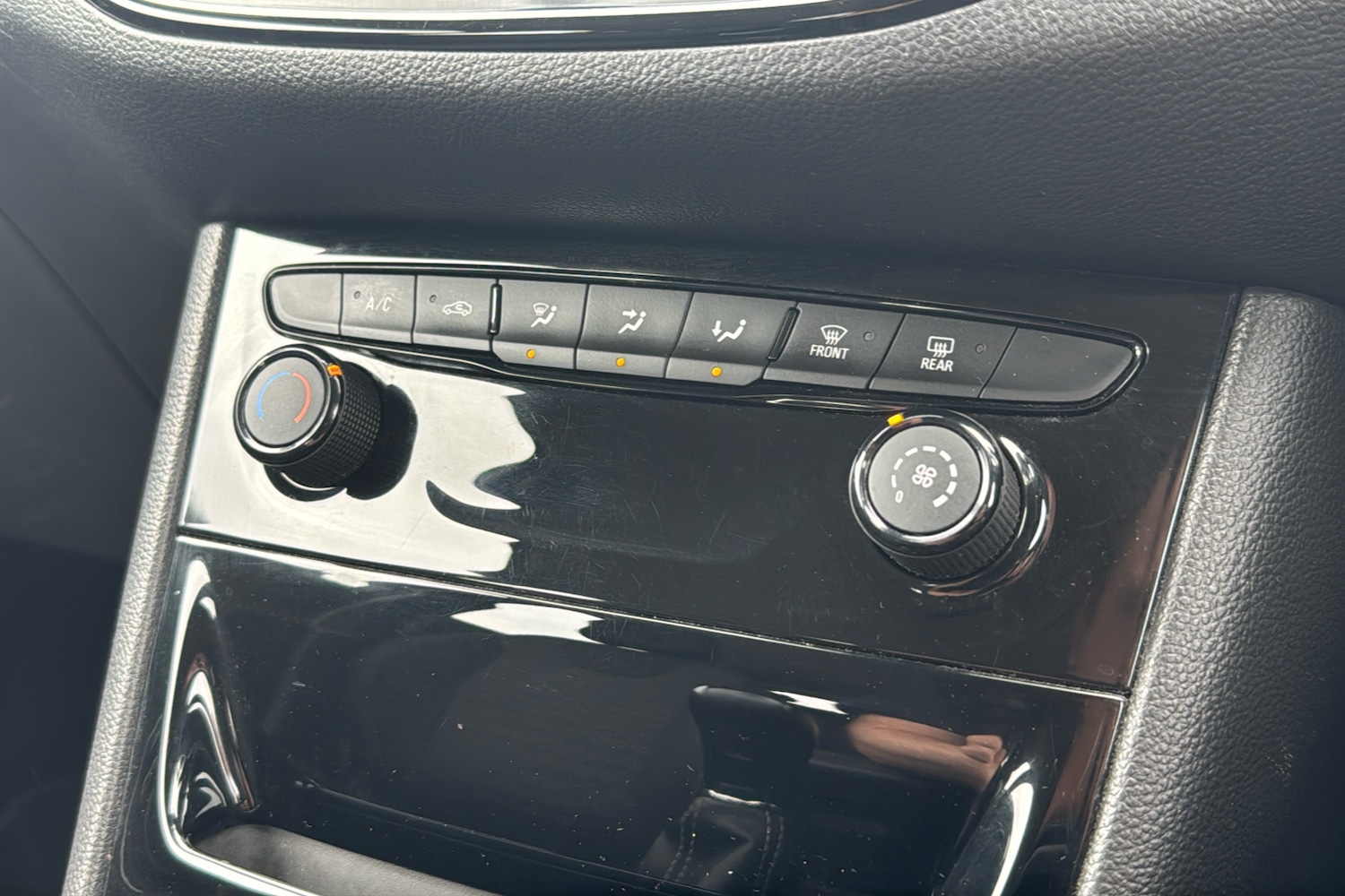 Used Vauxhall Astra 2017 for sale - 76087695: Photo 16