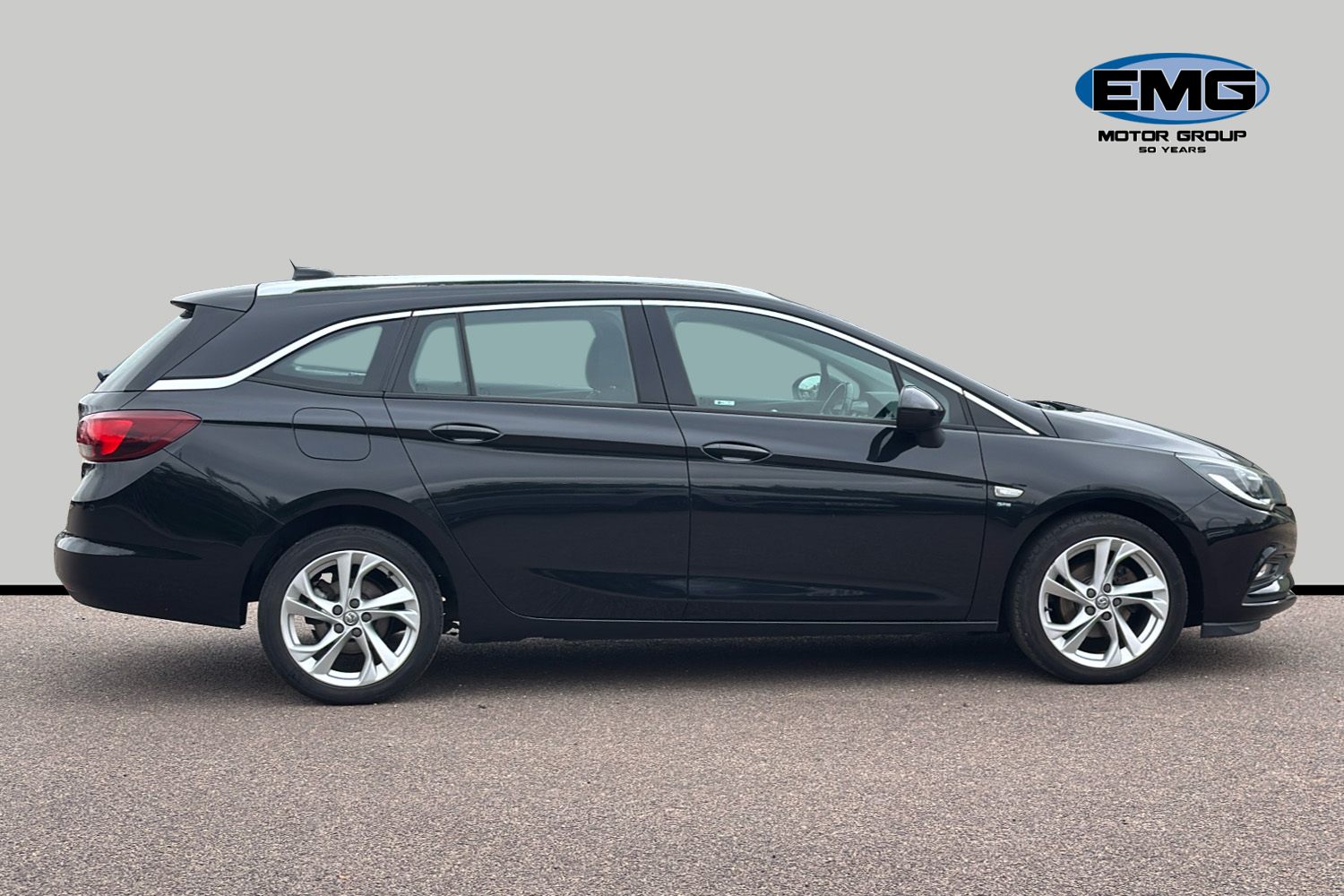 Used Vauxhall Astra 2017 for sale - 76087695: Photo 4