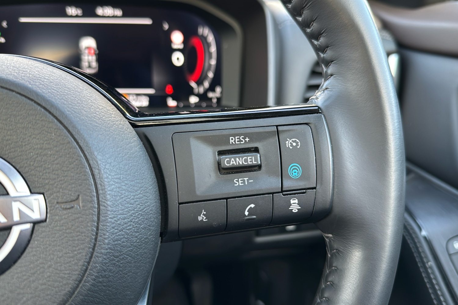 Used Nissan X-Trail 2023 for sale - 77797324: Photo 18