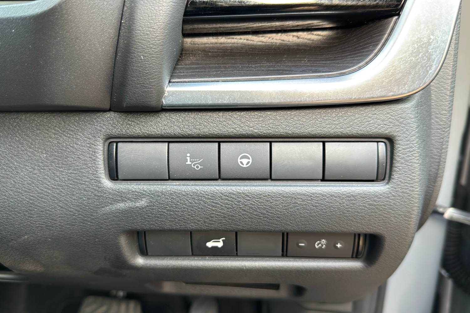 Used Nissan X-Trail 2023 for sale - 77797324: Photo 27