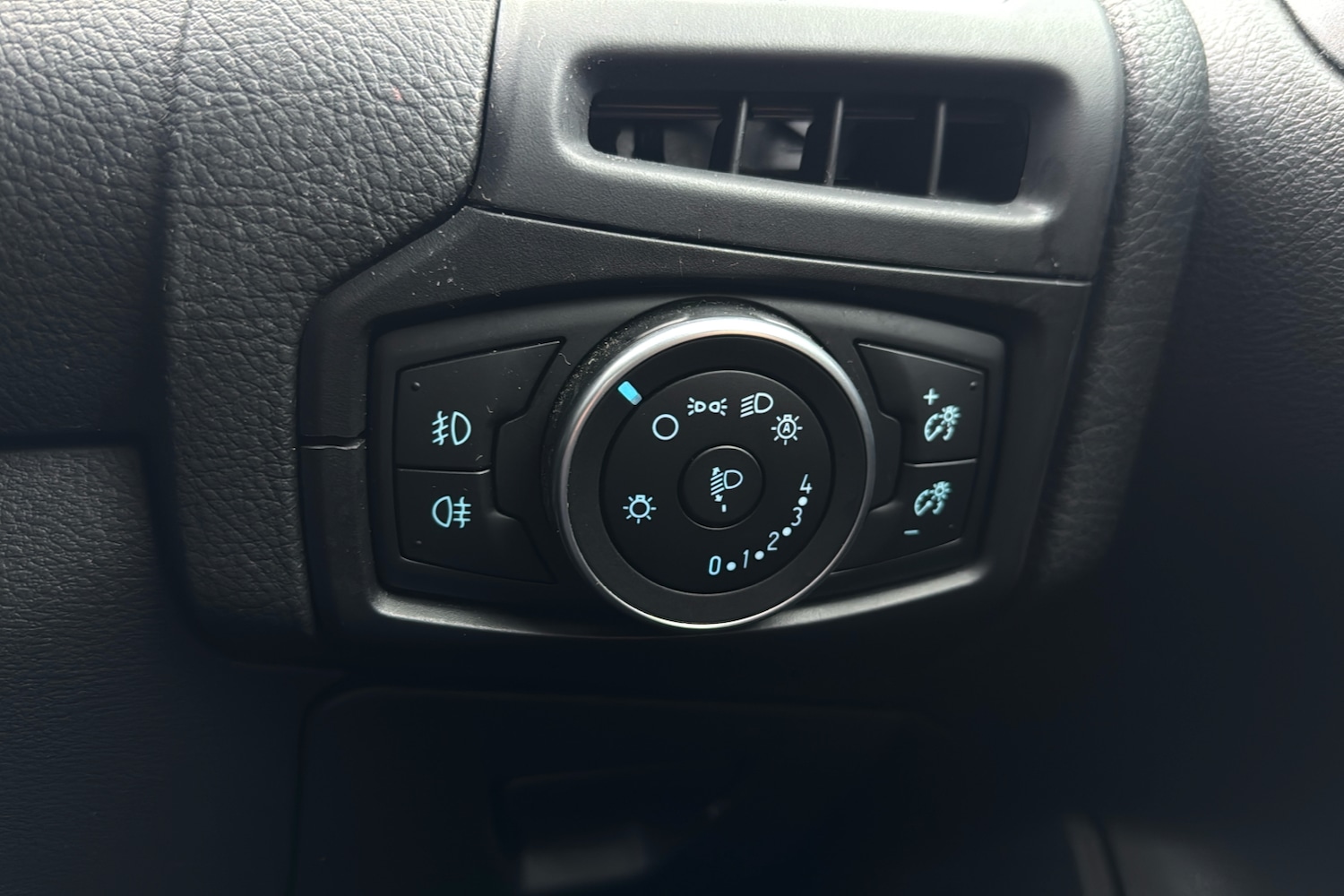 Used Ford Focus 2016 for sale - 76875958: Photo 37