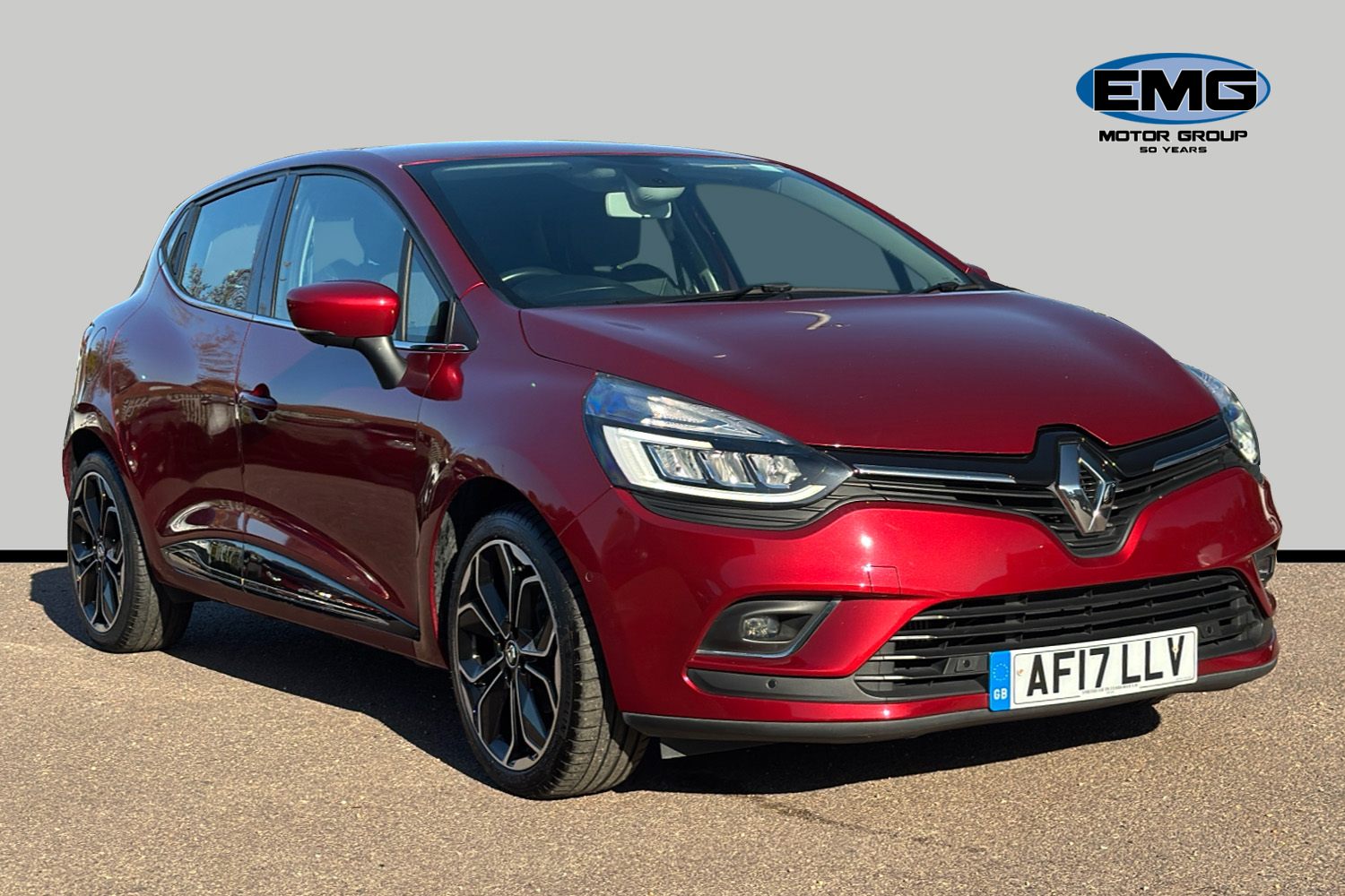 Used Renault Clio 2017 for sale - 76339429: Photo 1