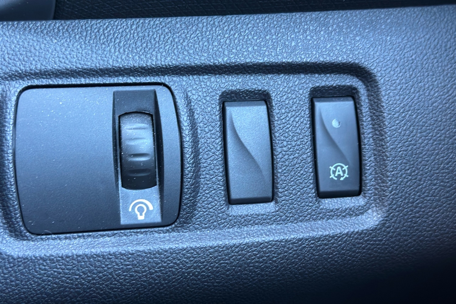 Used Renault Clio 2017 for sale - 76339429: Photo 23