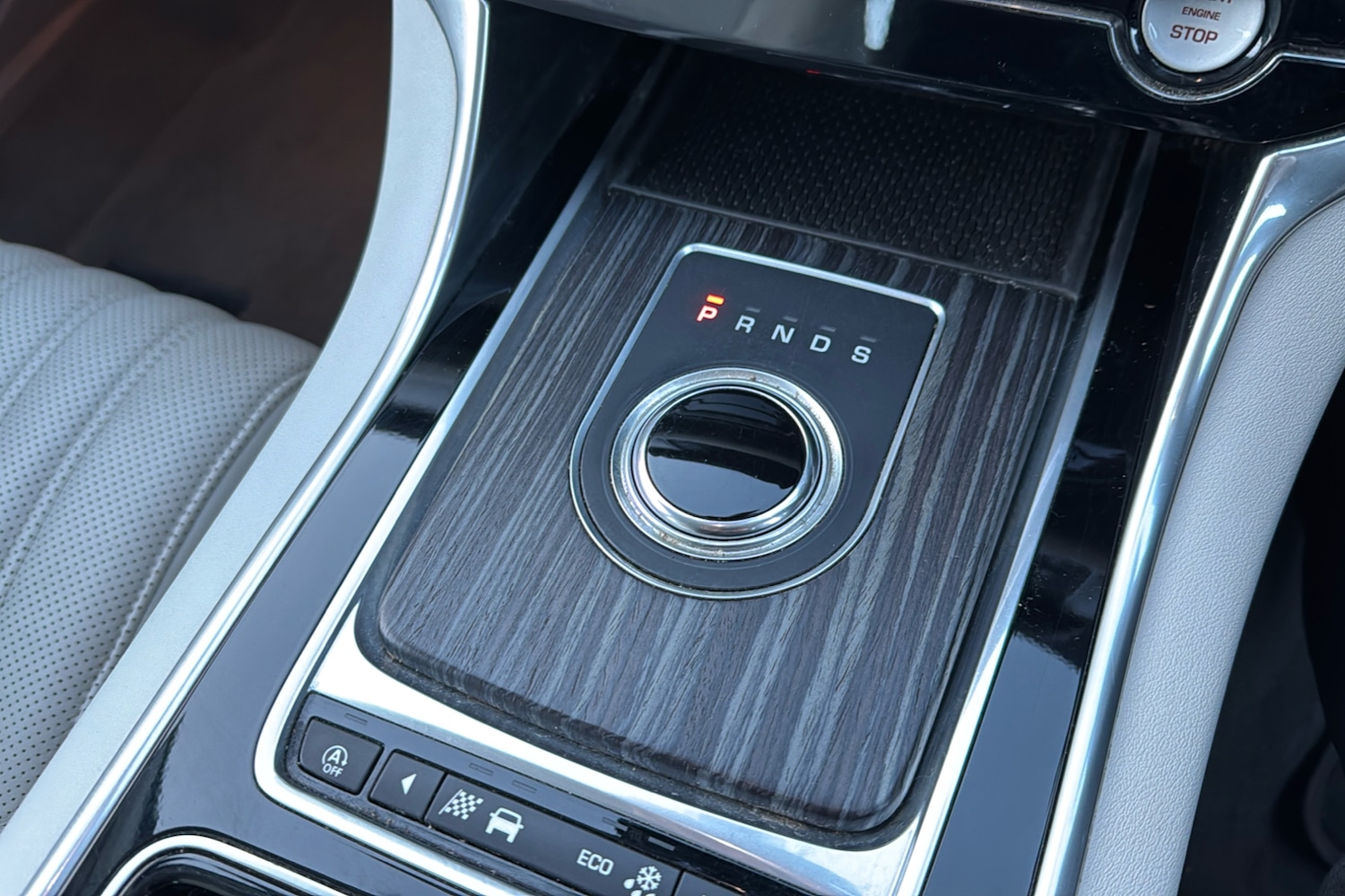 Used Jaguar XF 2017 for sale - 77113983: Photo 13