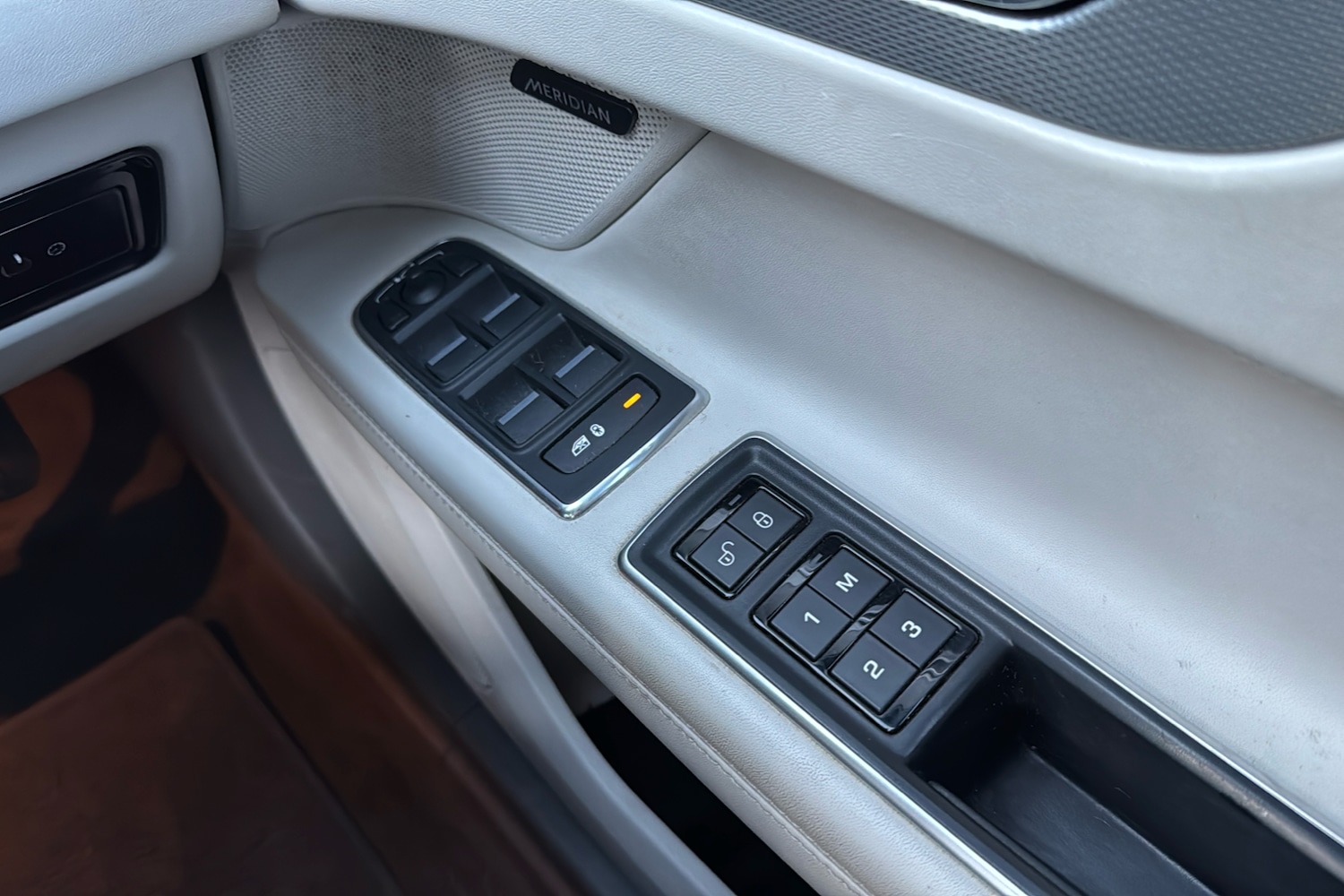 Used Jaguar XF 2017 for sale - 77113983: Photo 21