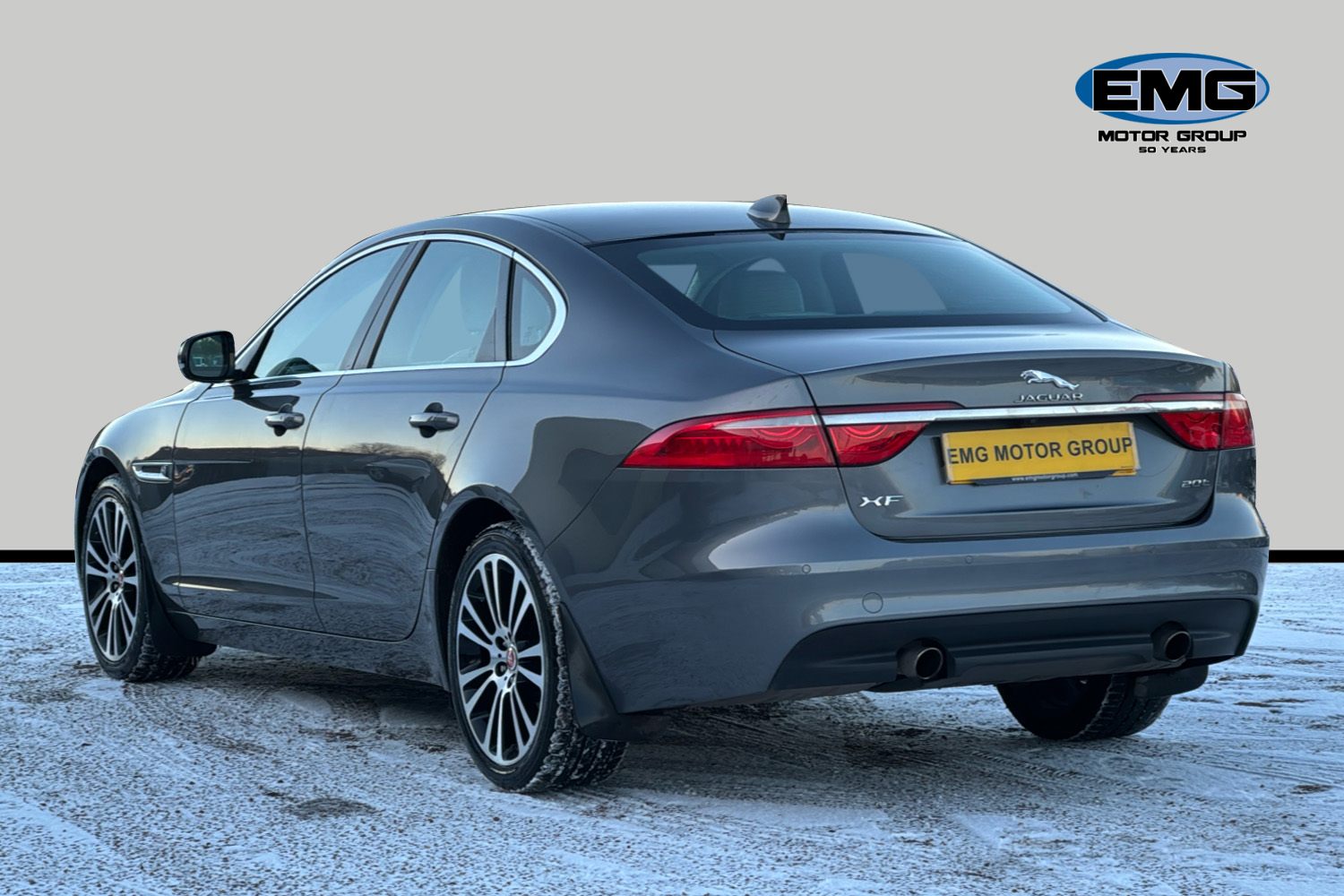 Used Jaguar XF 2017 for sale - 77113983: Photo 5
