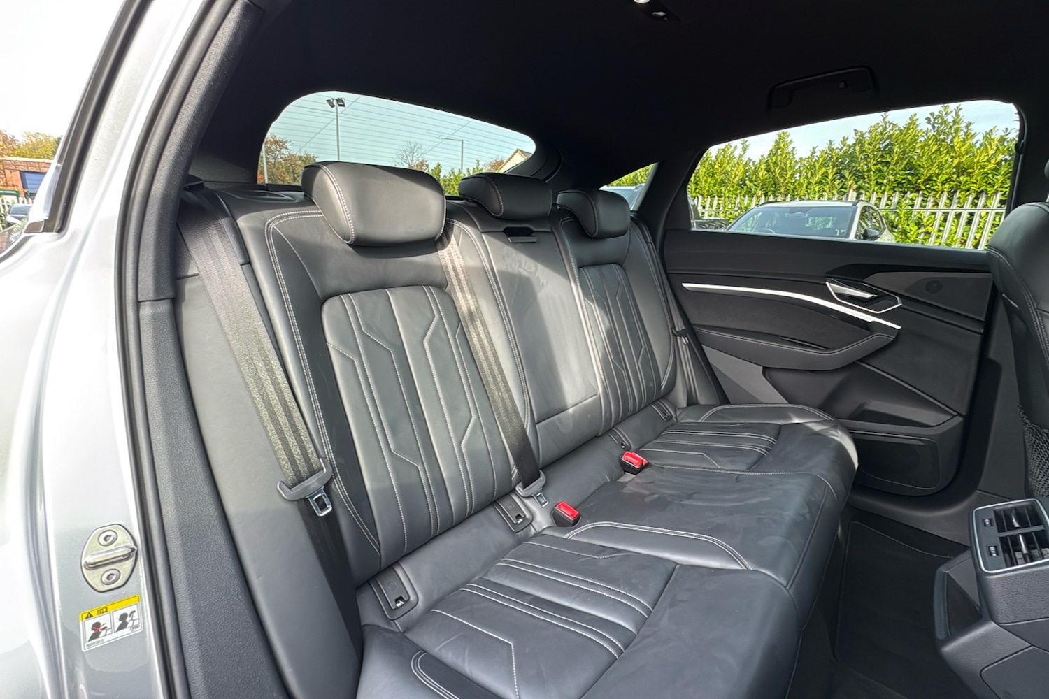 Used Audi e-tron 2022 for sale - 76435994: Photo 11