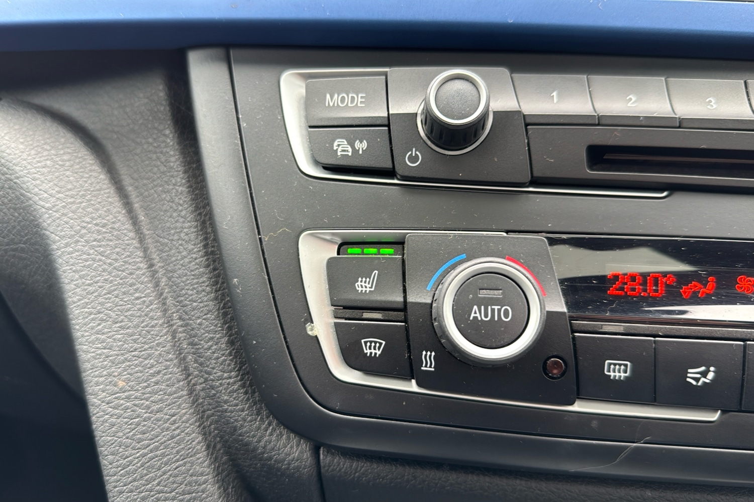 Used BMW 3 Series 2015 for sale - 77601745: Photo 24