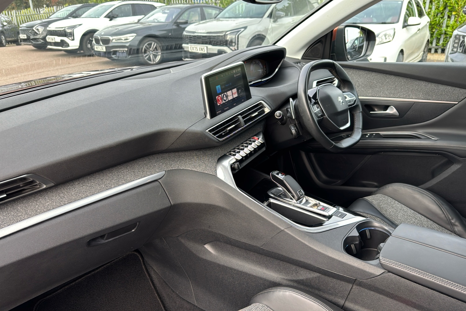 Used Peugeot 3008 2018 for sale - 76133466: Photo 11