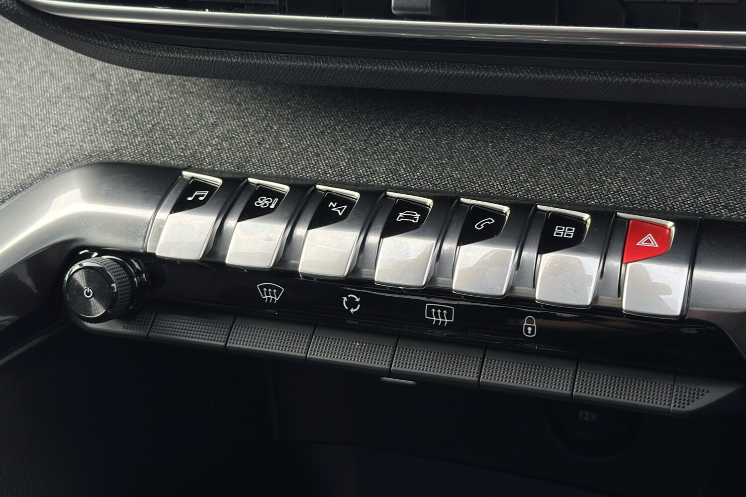 Used Peugeot 3008 2018 for sale - 76133466: Photo 33