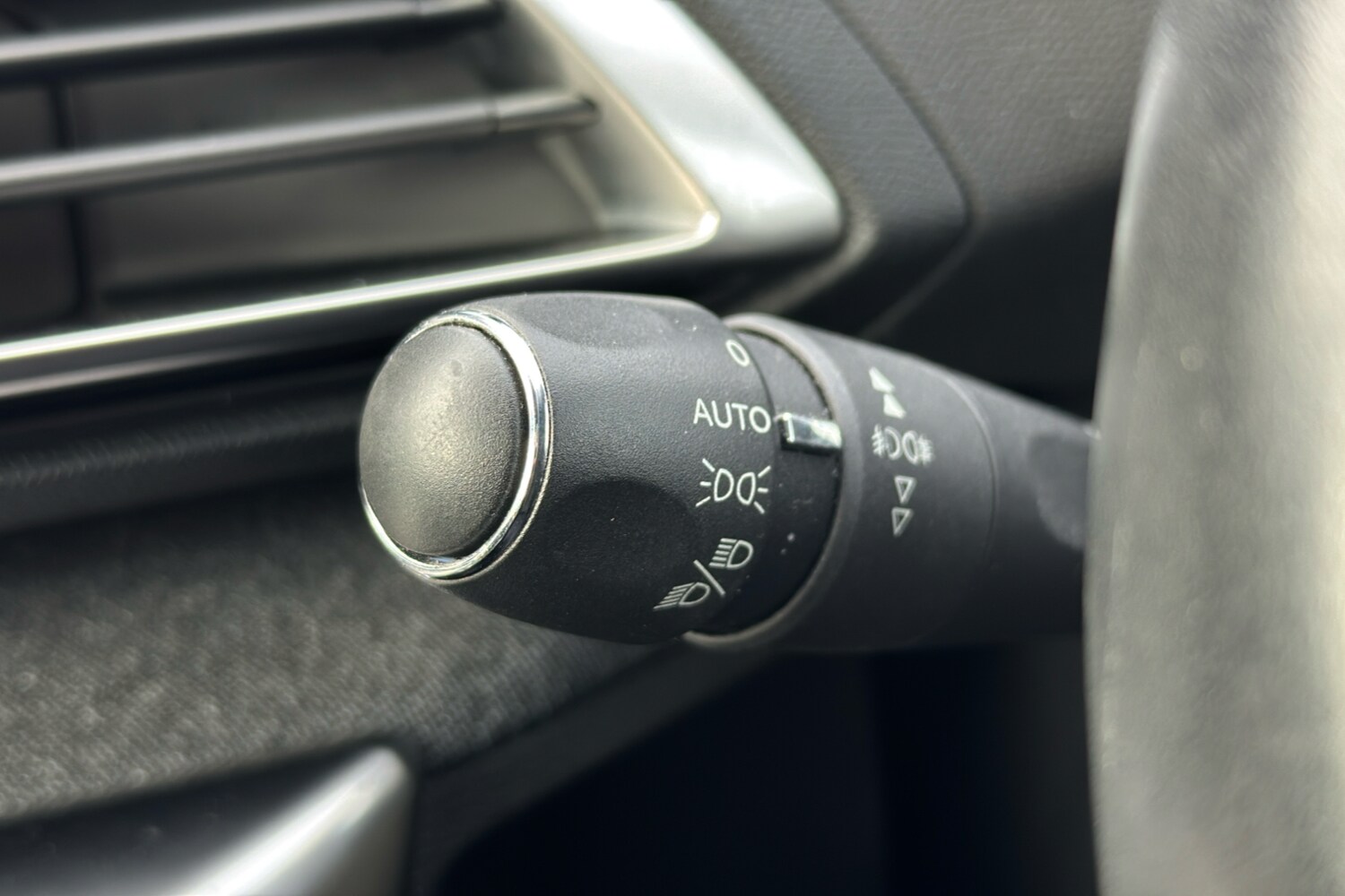 Used Peugeot 3008 2018 for sale - 76133466: Photo 34
