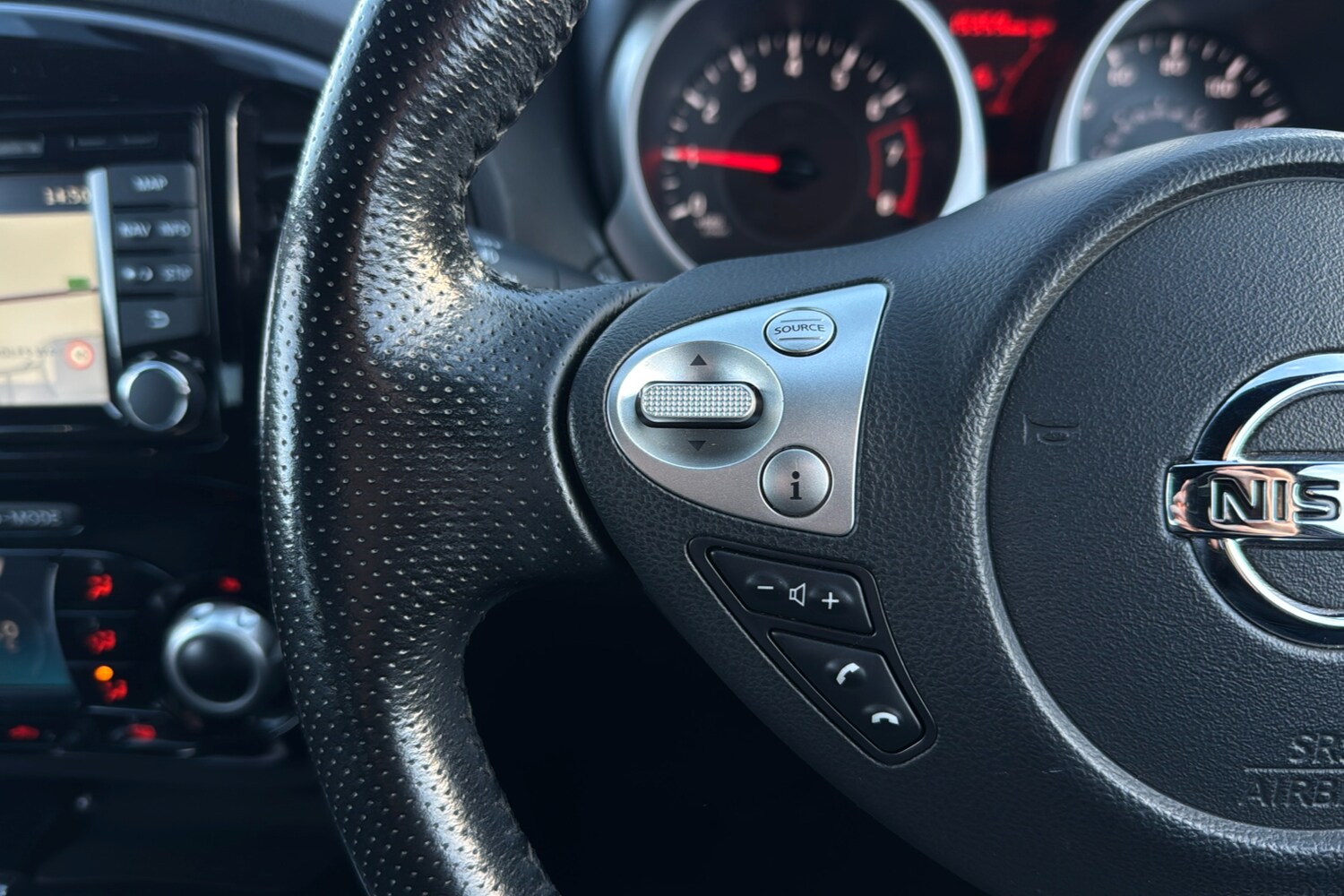 Used Nissan Juke 2017 for sale - 77429417: Photo 17