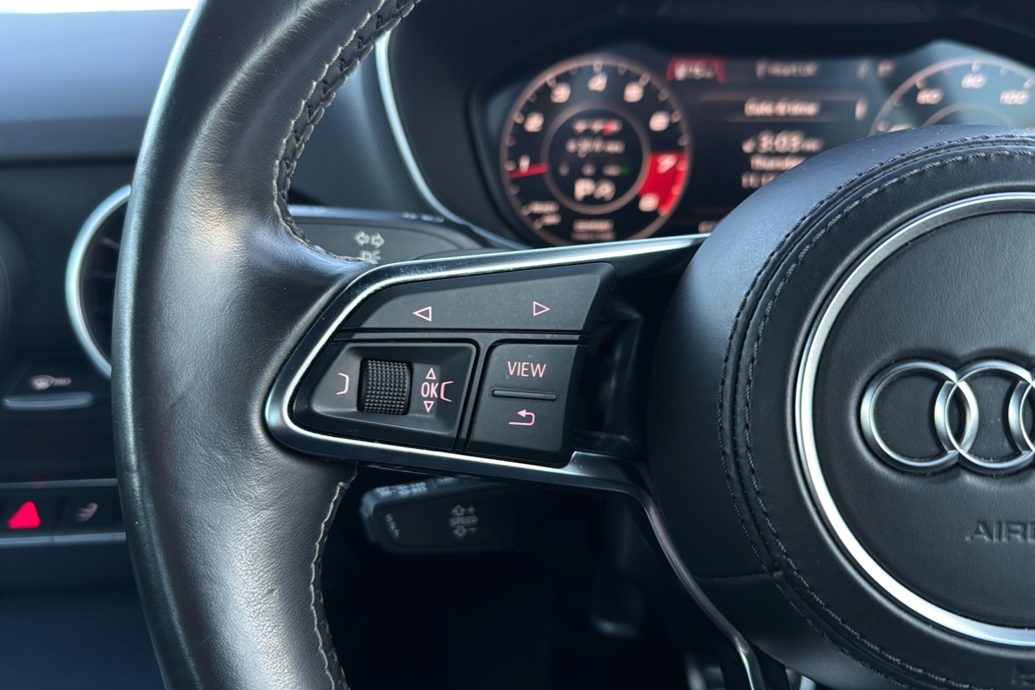 Used Audi TT 2016 for sale - 76932050: Photo 17