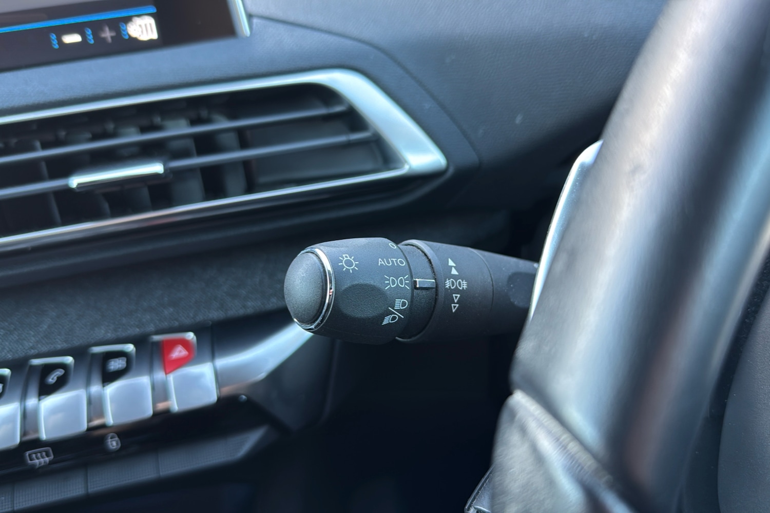 Used Peugeot 3008 2019 for sale - 76757357: Photo 27