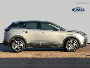 Used Peugeot 3008 2019 for sale - 76757357: Photo