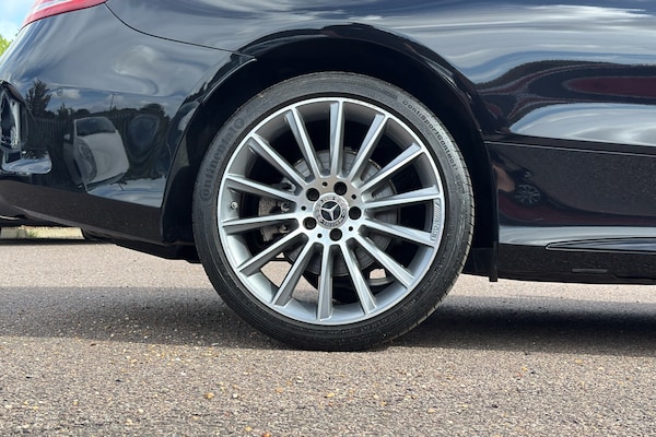 Used Mercedes-Benz C-Class 2018 for sale - 75970137: Photo 8