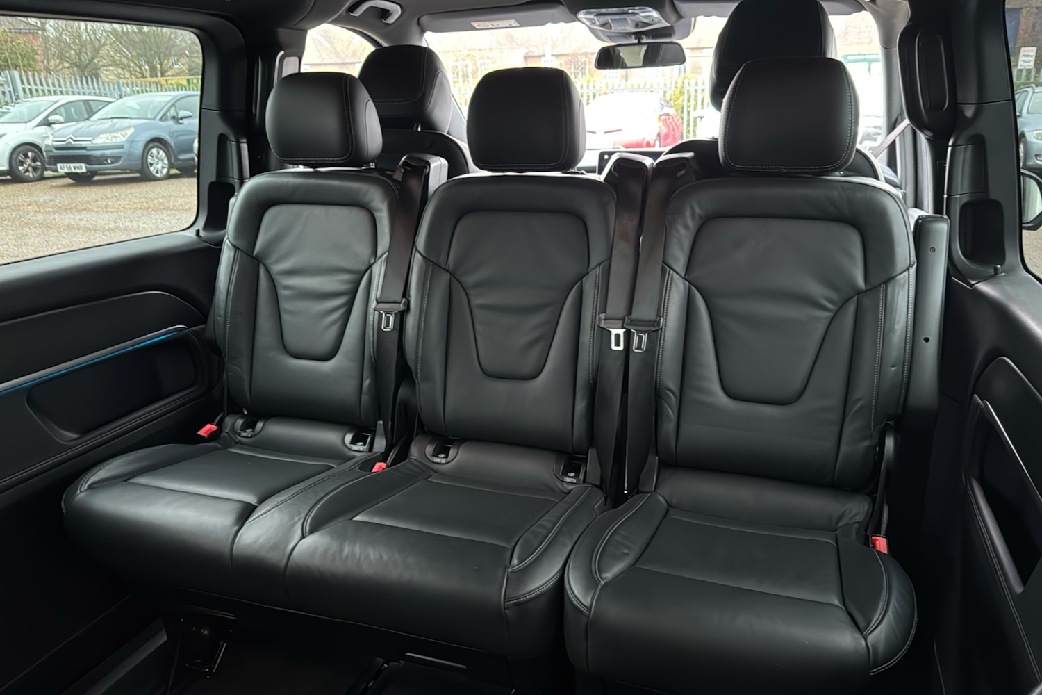 Used Mercedes-Benz V-Class 2023 for sale - 77112674: Photo 24