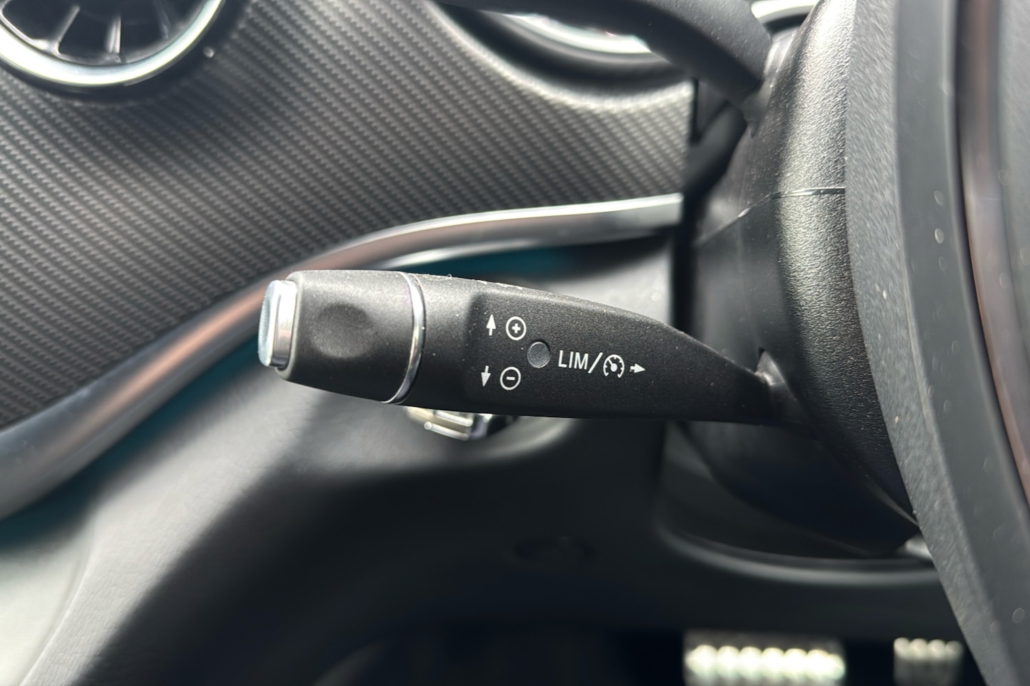 Used Mercedes-Benz V-Class 2023 for sale - 77112674: Photo 31