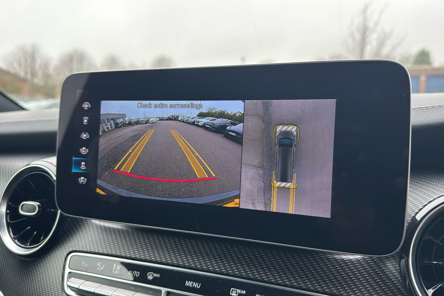 Used Mercedes-Benz V-Class 2023 for sale - 77112674: Photo 35