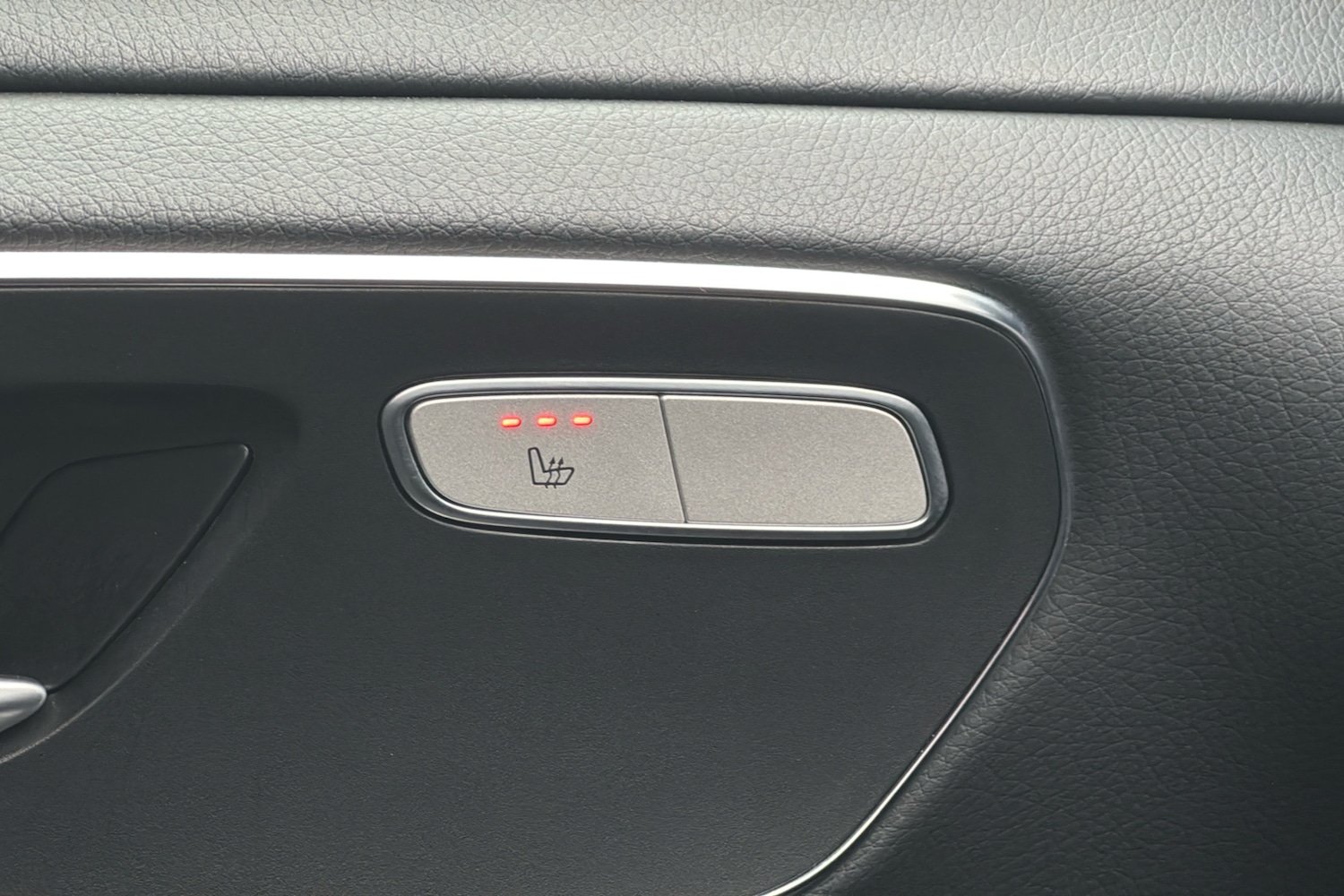 Used Mercedes-Benz V-Class 2023 for sale - 77112674: Photo 37