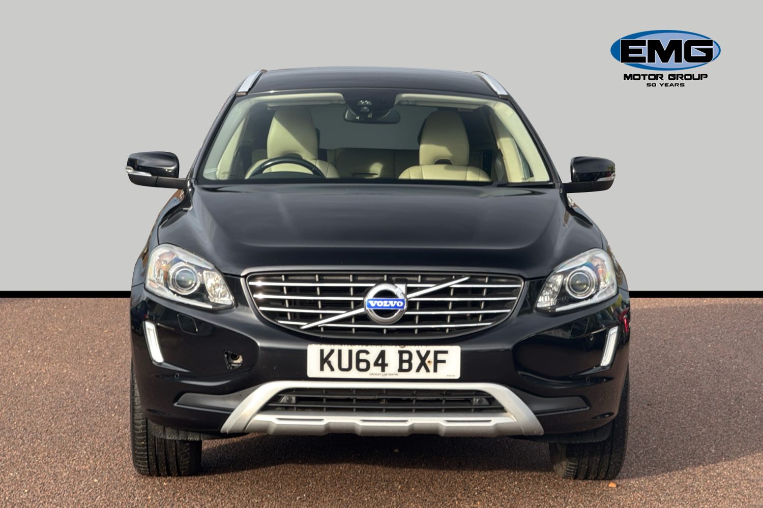Used Volvo XC60 2014 for sale - 76827874: Photo 2