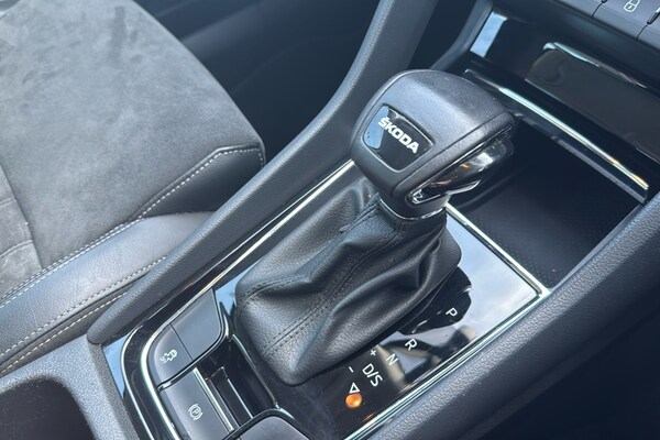 Used Skoda Karoq 2022 for sale - 76087680: Photo 13