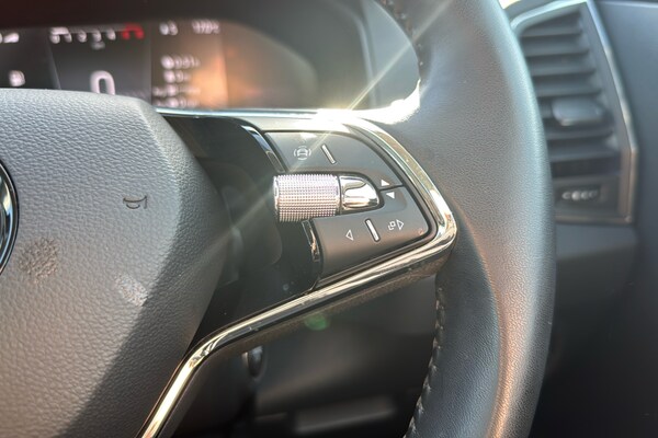 Used Skoda Karoq 2022 for sale - 76087680: Photo 17