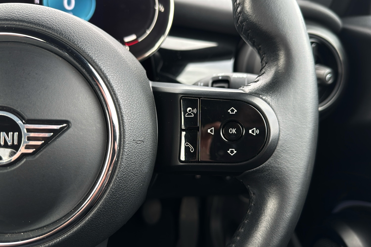 Used MINI Convertible 2021 for sale - 76461092: Photo 18