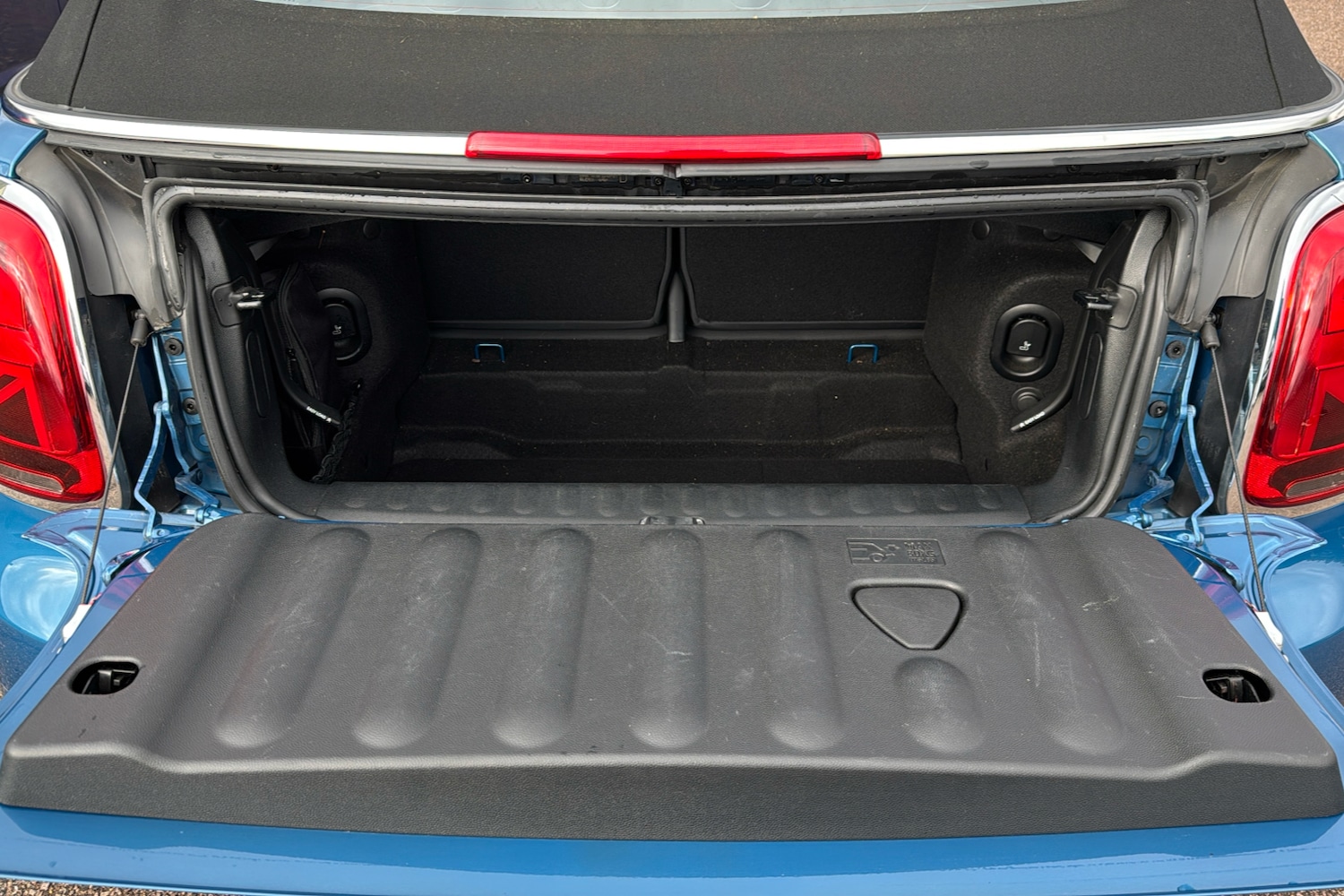 Used MINI Convertible 2021 for sale - 76461092: Photo 19