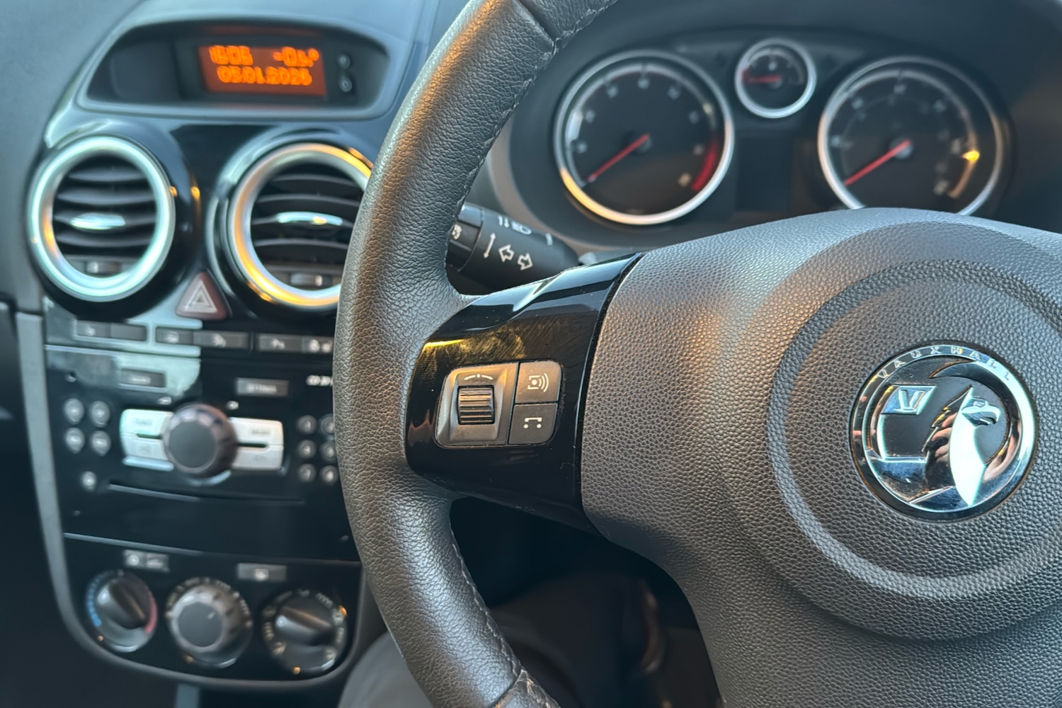 Used Vauxhall Corsa 2014 for sale - 77113997: Photo 17