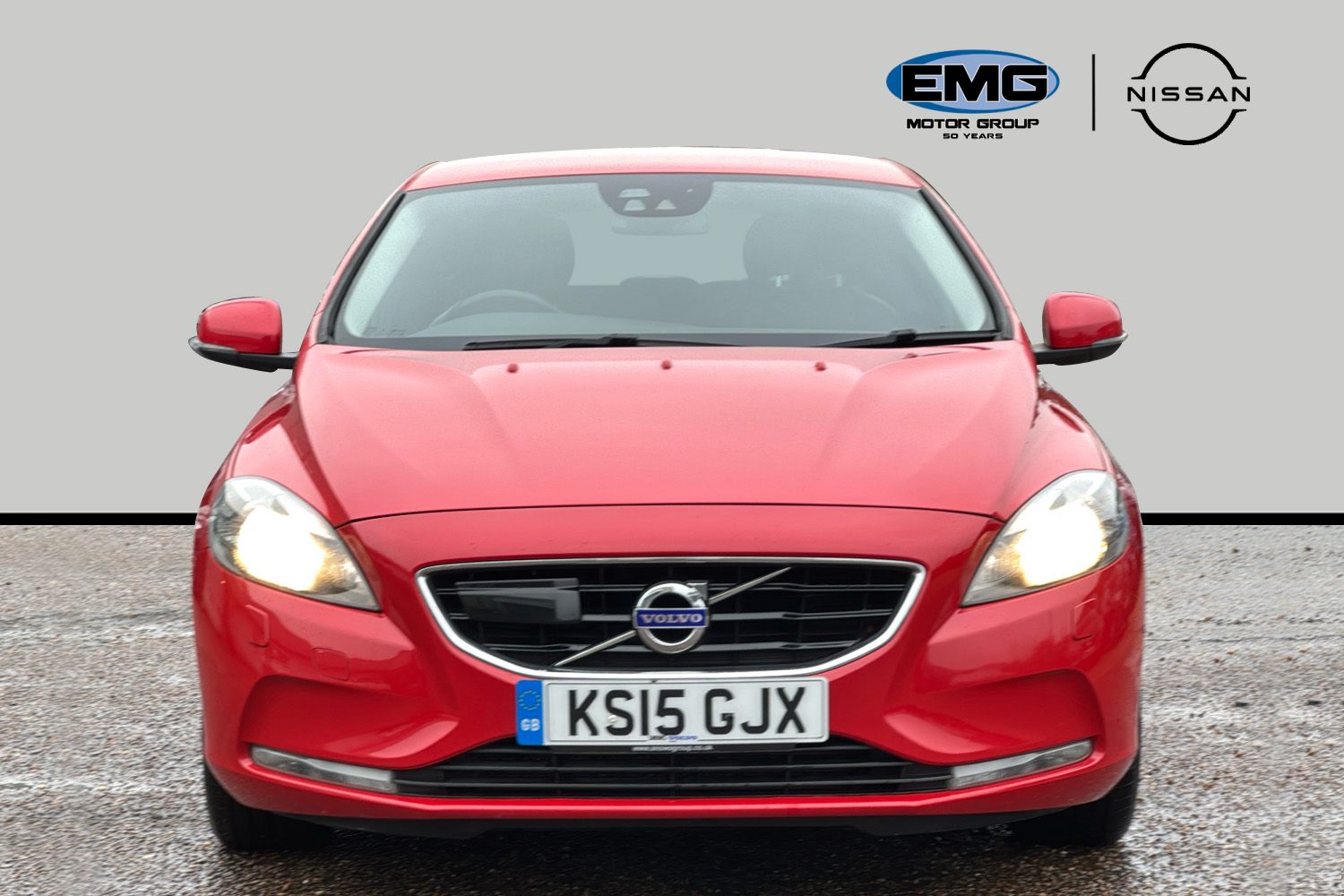 Used Volvo V40 2015 for sale - 77459114: Photo 2