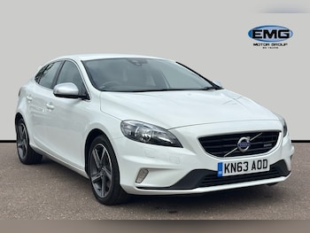 Used Volvo V40 2013 for sale - 75689104: Photo