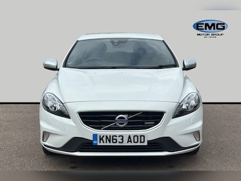 Used Volvo V40 2013 for sale - 75689104: Photo