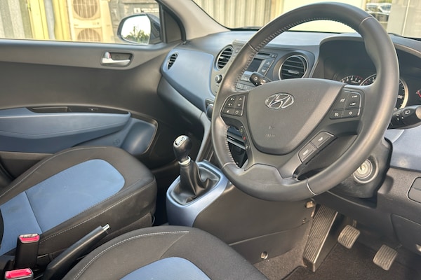Used Hyundai i10 2016 for sale - 76193703: Photo 10
