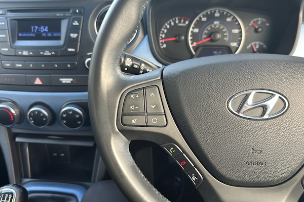Used Hyundai i10 2016 for sale - 76193703: Photo 16