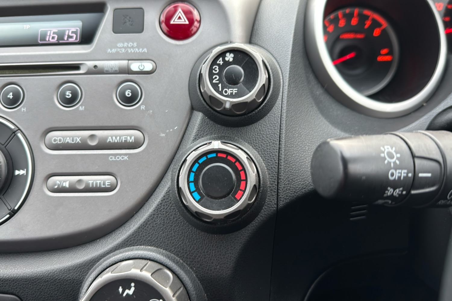 Used Honda Jazz 2011 for sale - 76262598: Photo 16