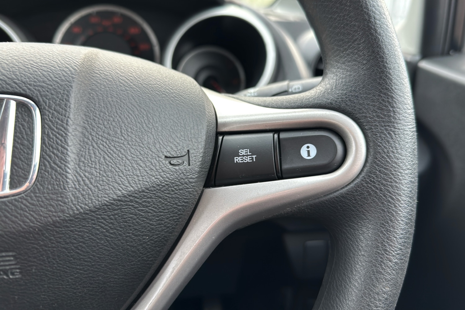 Used Honda Jazz 2011 for sale - 76262598: Photo 18