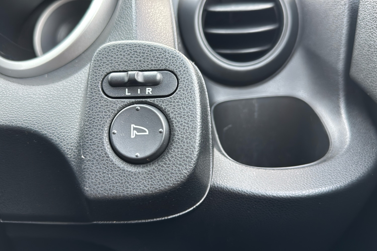 Used Honda Jazz 2011 for sale - 76262598: Photo 23