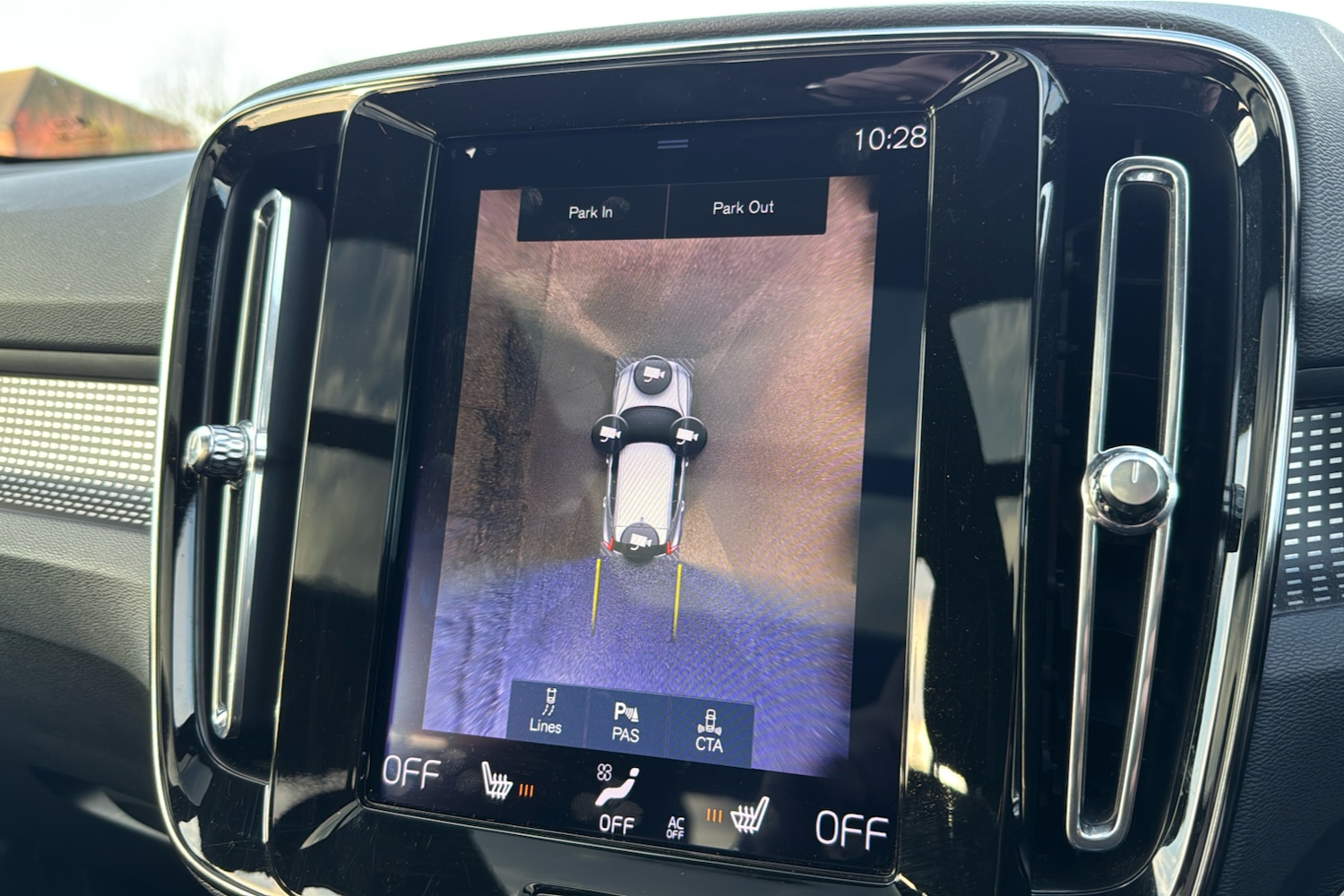 Used Volvo XC40 2020 for sale - 76932090: Photo 28