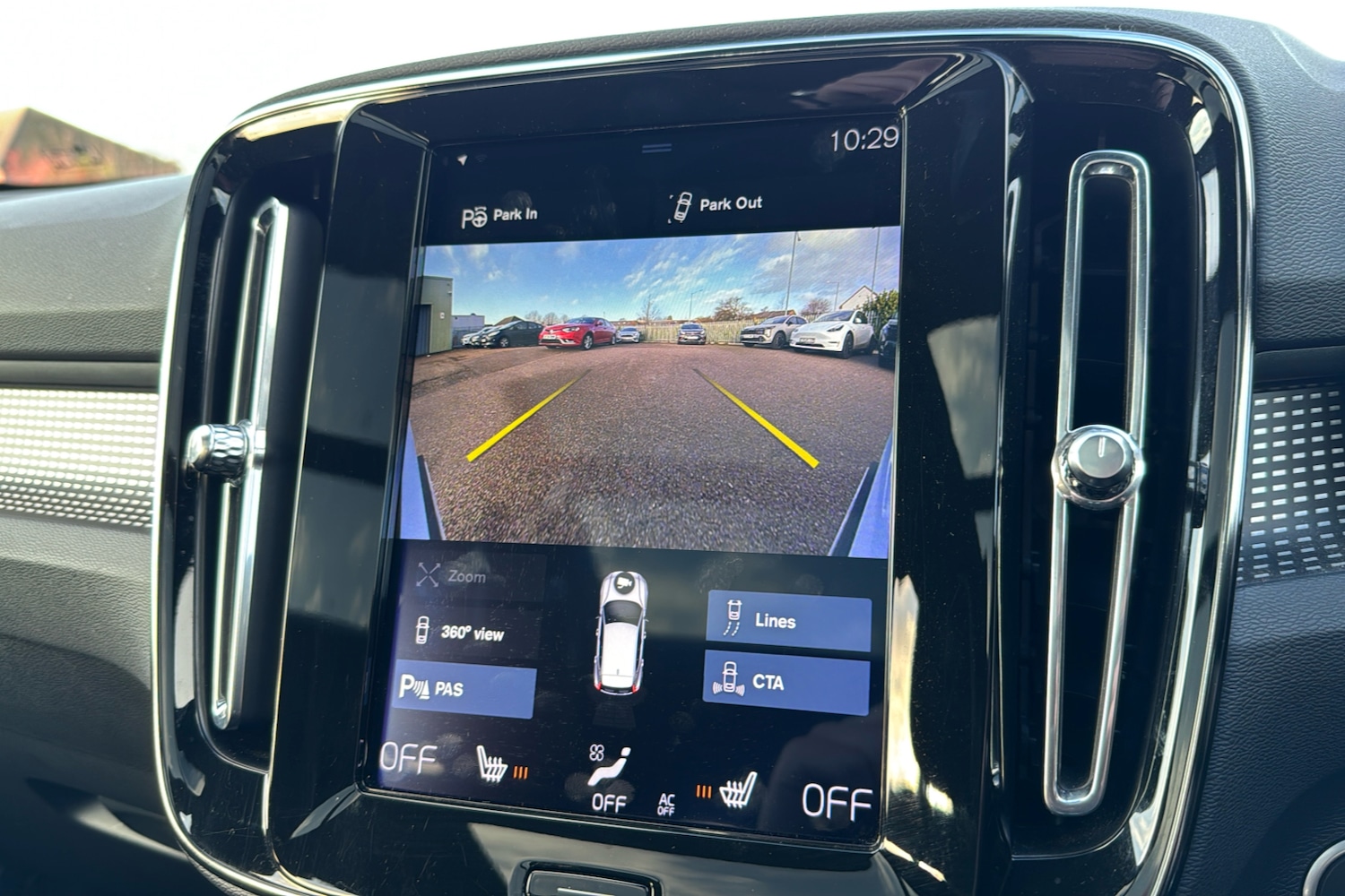 Used Volvo XC40 2020 for sale - 76932090: Photo 31