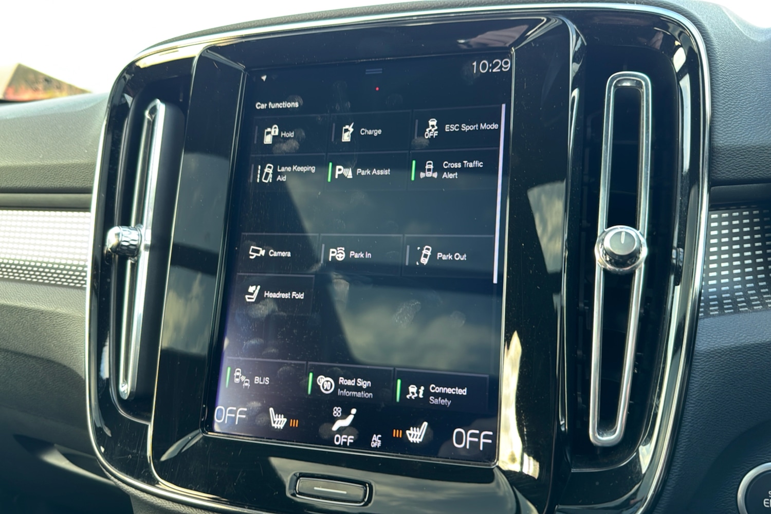 Used Volvo XC40 2020 for sale - 76932090: Photo 33